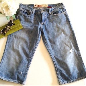 Hollister Jeans - Hollister Jeans Capri Pants 31x18 Hollister Jeans - Hollister Jeans Capri Pants 31x18